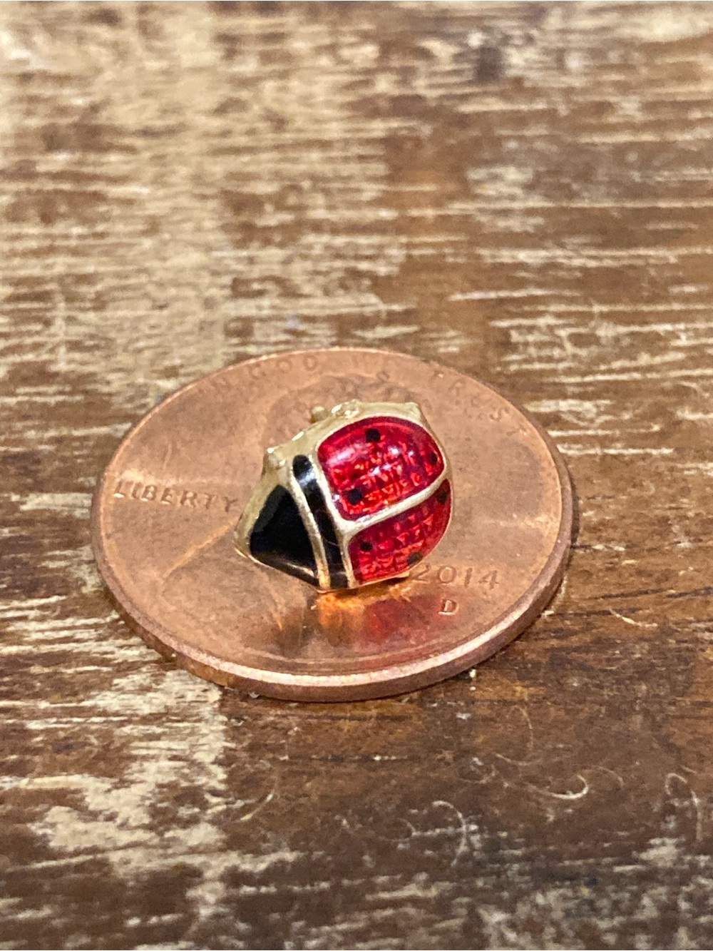 14K Gold Ladybug Enamel Earring Scrap Gold Single Earring with 10K Gold Backer - Picture 2 of 16